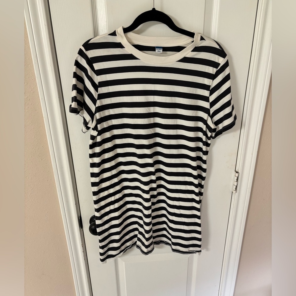 Old Navy White and Black Striped TShirt Dress 100% Cotton Size‎ Large Women’s